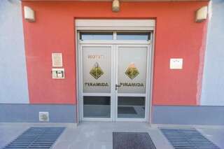 Отель Hotel Piramida Подгорица-4