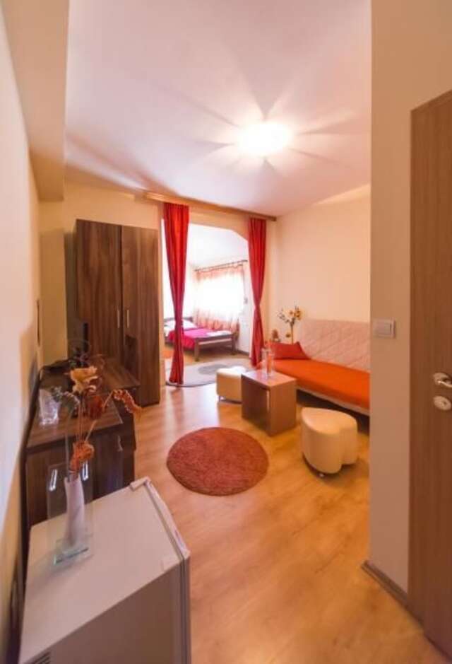 Отель Hotel Piramida Подгорица-5